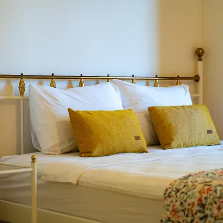 Sydney Deluxe *